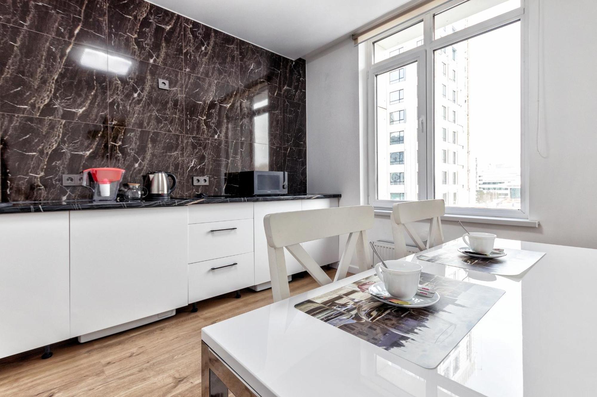 Raisson Aparthotel G84 Хан Шатыр 아스타나 외부 사진